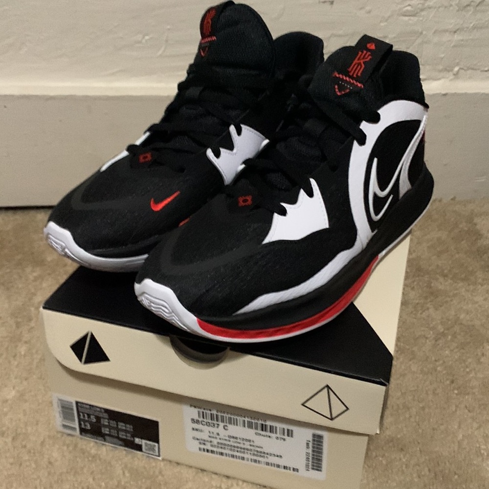Kyrie 5 Low Bred